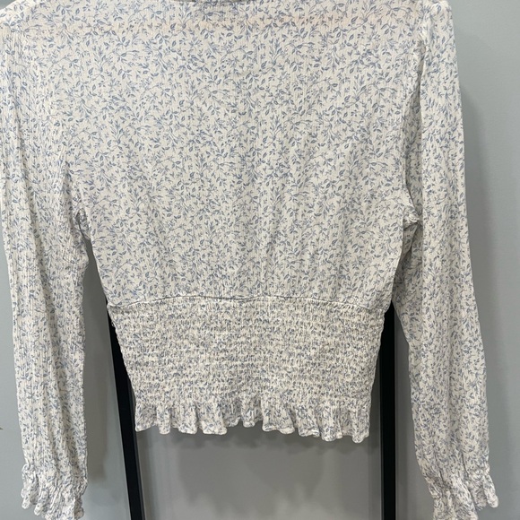 Women’s Small Paper Crane long sleeve blouse - Picture 6 of 9